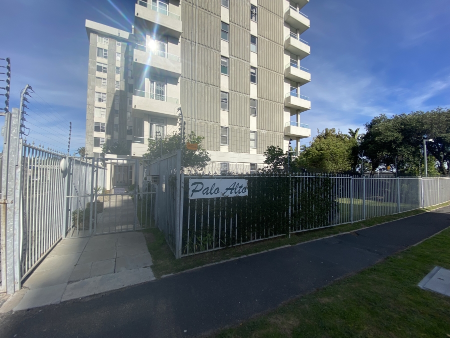 To Let 3 Bedroom Property for Rent in Milnerton Central Western Cape